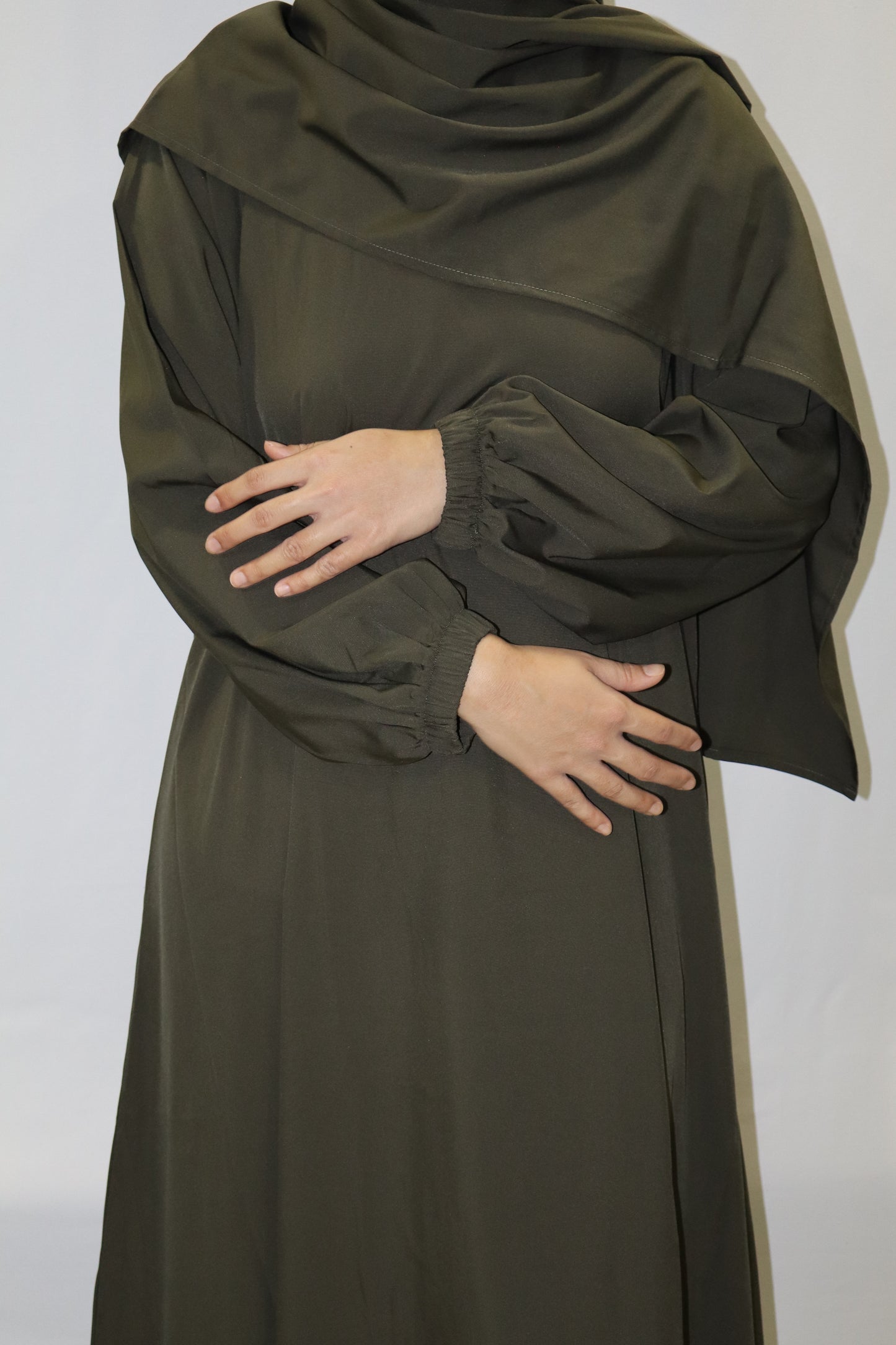 pocket abaya & hijab set - deep olive